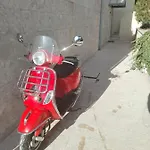 Vespa & Jacuzzi 公寓