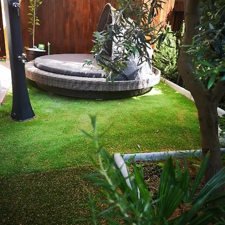 Vespa & Jacuzzi
