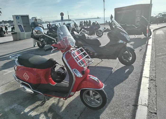 Vespa & Jacuzzi * Сплит